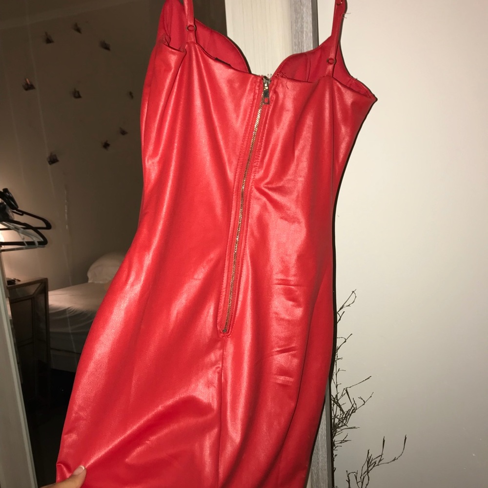 Windsor Red Body-con Dress